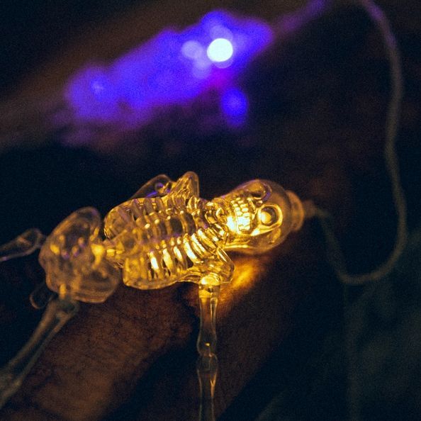 Електрогірлянда Yes! Fun Хелловін "Skeletons", 11 фігурок, 2 м, LED, на батарейках 801175 фото